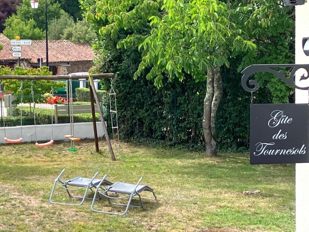 Gite Des Tournesols Oradour-Fanais Esterno foto